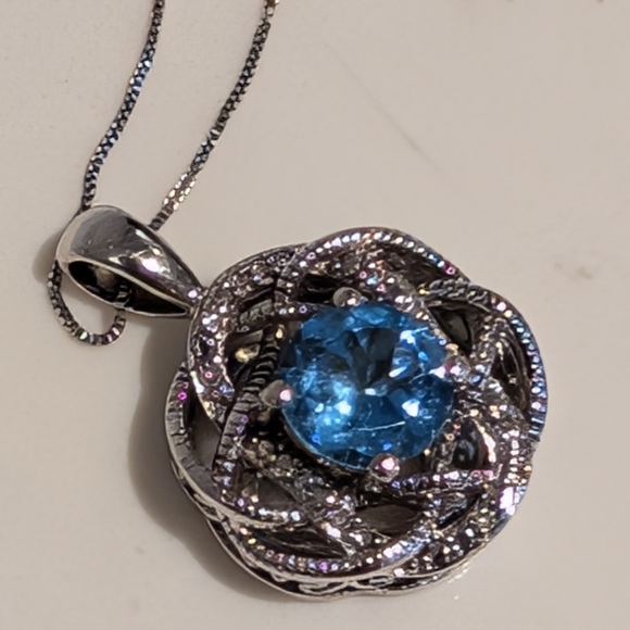 Sterling SilverPendant with Blue Topaz - Picture 1 of 6